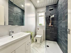 Photo 9- click for photo gallery